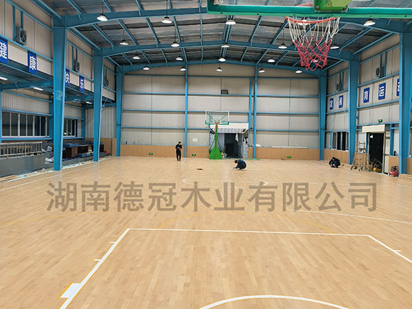 湖南德冠木業(yè)有限公司,德冠運動地板,跳躍者運動地板,籃球館地板,舞臺地板
